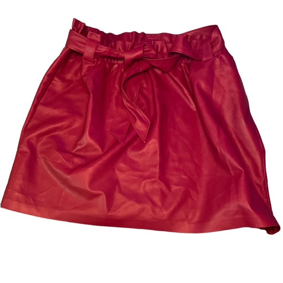 {ELOQUII} Faux Leather Red Paperbag Waist Skirt with Tie and Pockets Size 26 - Picture 13 of 13
